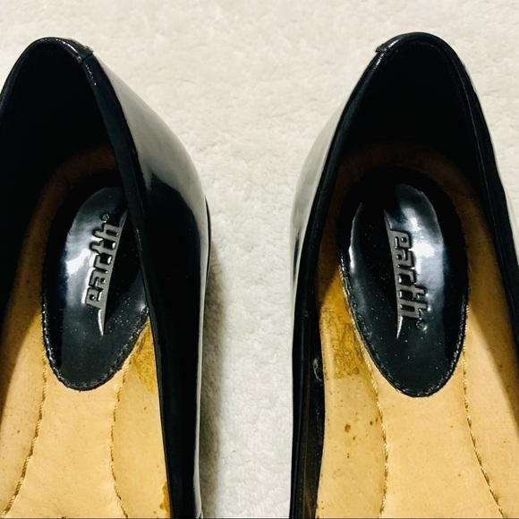 EARTH Floral Black slip-on man-made flats women’s size 7.5B - Picture 3 of 9